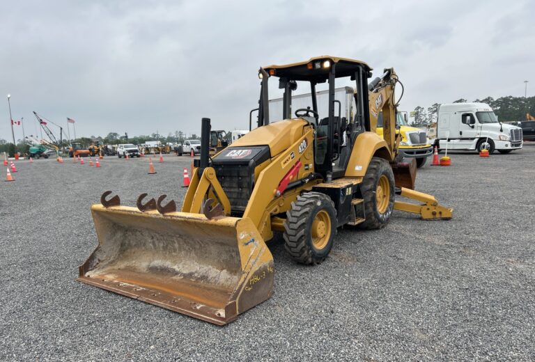 2021 Cat 420 4×4 Backhoe Loader