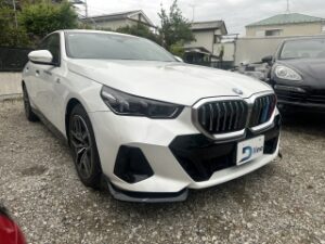 BMW i5 2024 M Sport Electric White