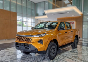 TOYOTA TRAVO 2026 SMART DOUBLE CAB