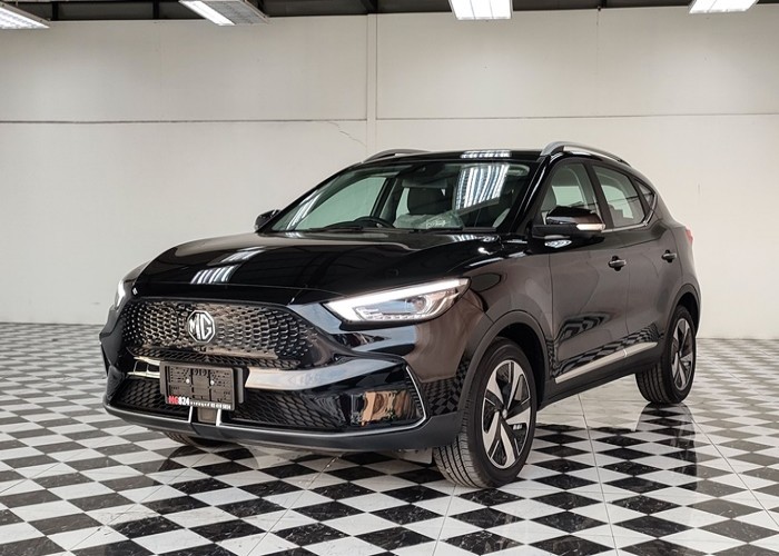 MG LUX 2025 SEDAN 2WD Electric Black