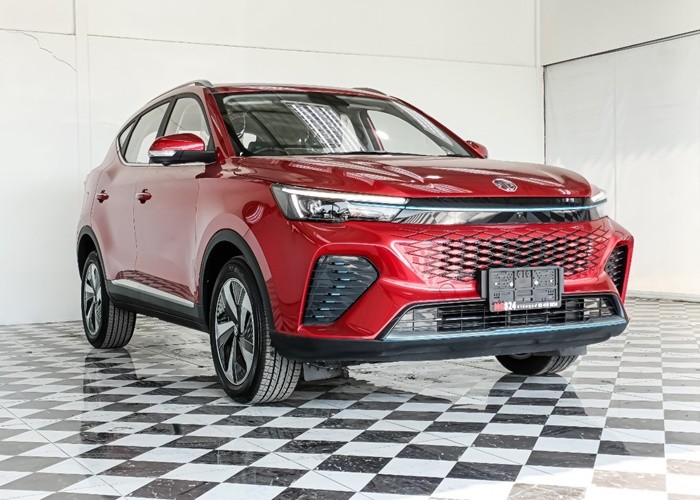 MG ZS 2026 1.5 2WD AT Red